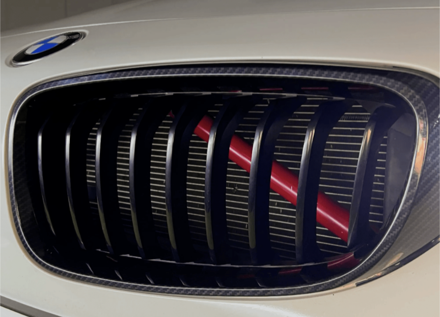 Front Grille Red V-Brace Trim Cover for BMW F-Series 2 / 3 / 4 / 5 / 6 / 7 F22 F30 F32 G20 F10 F13 F01