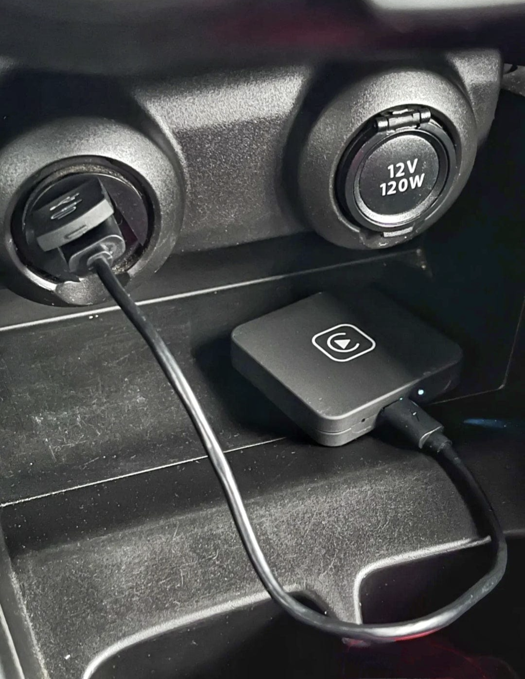 Wireless Android Auto and Apple Carplay Adapter for Mercedes Benz