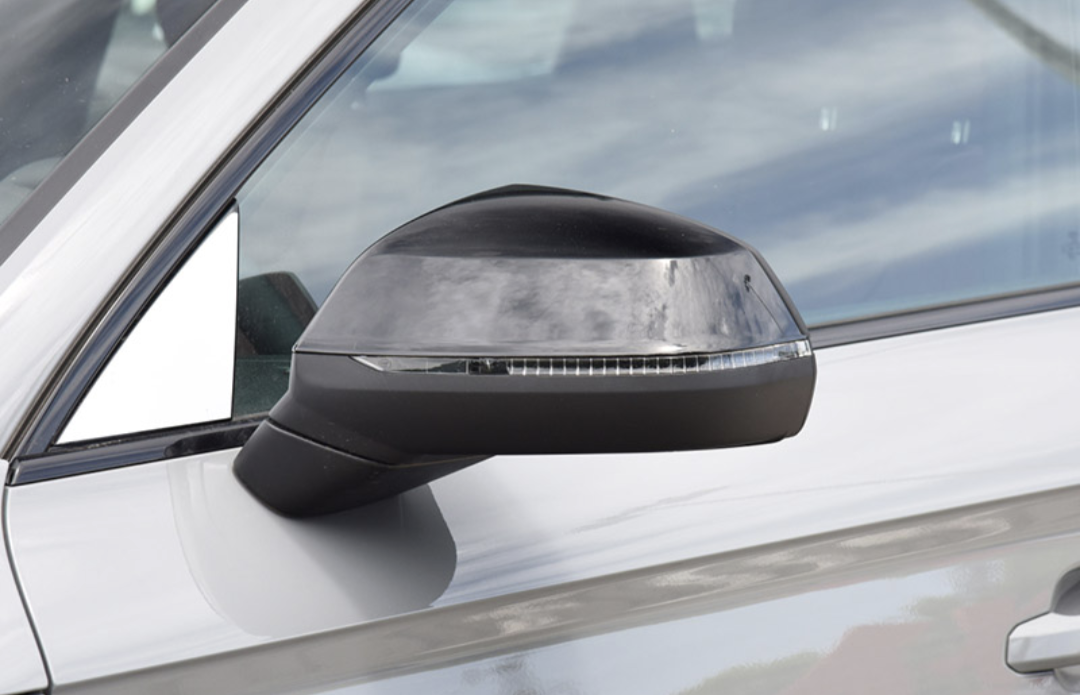 Glossy black mirror caps for Audi Q5 II (2018 to 2024)