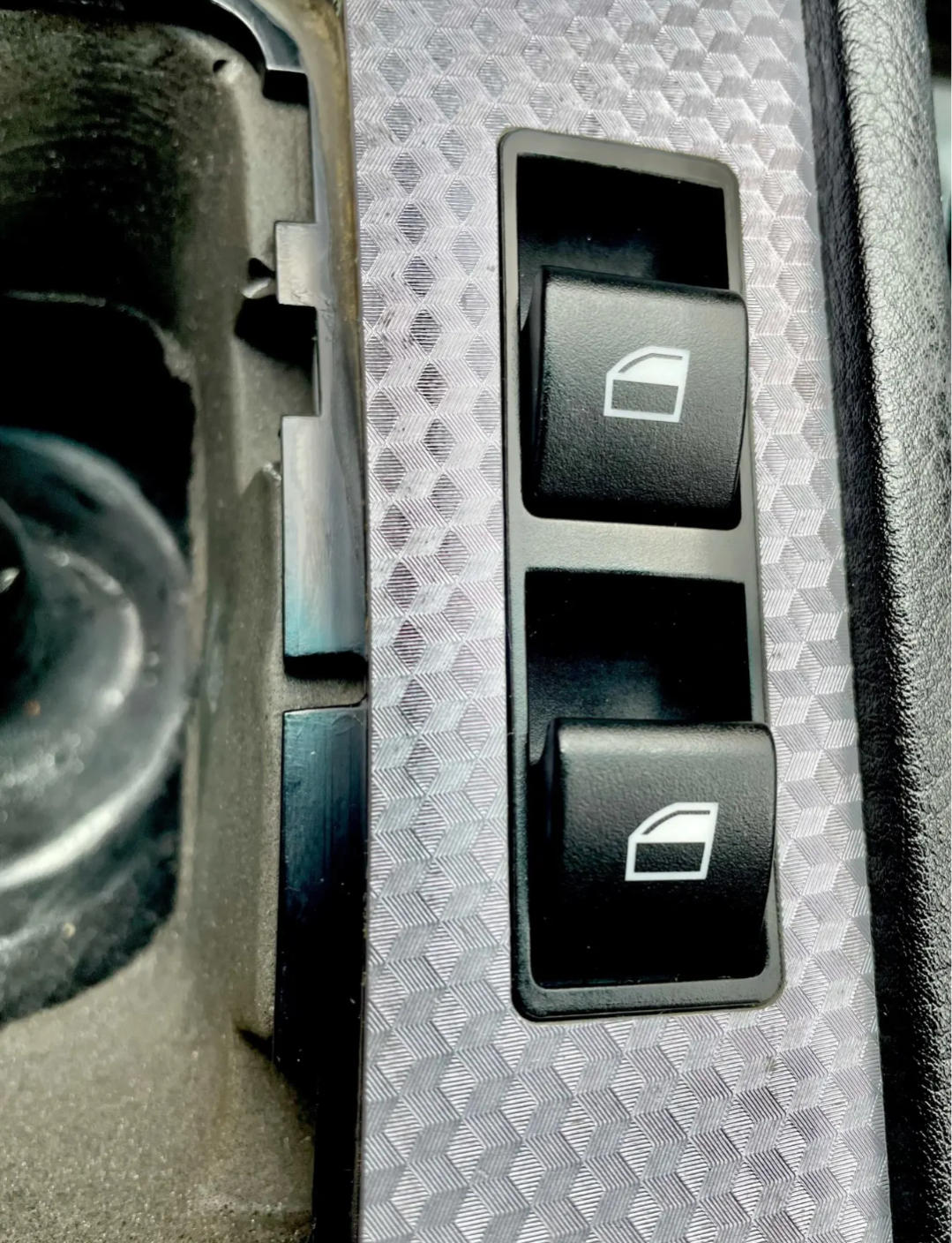 Set of 4 window switch buttons for BMW 3 Series E46 Sedan Coupe and Convertible (2000 - 2004)