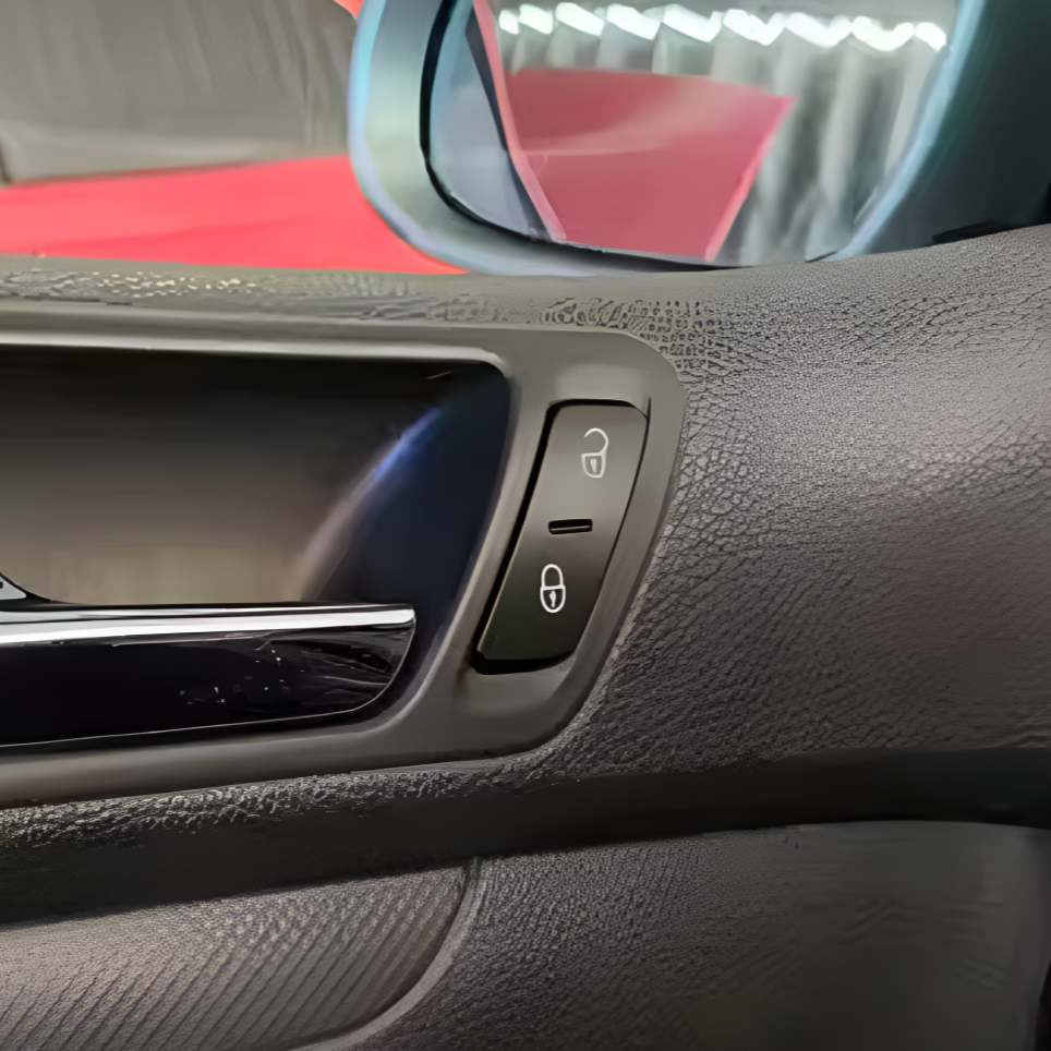 Lock/Unlock driver door button for Volkswagen Golf Mk5 (2004-2009)