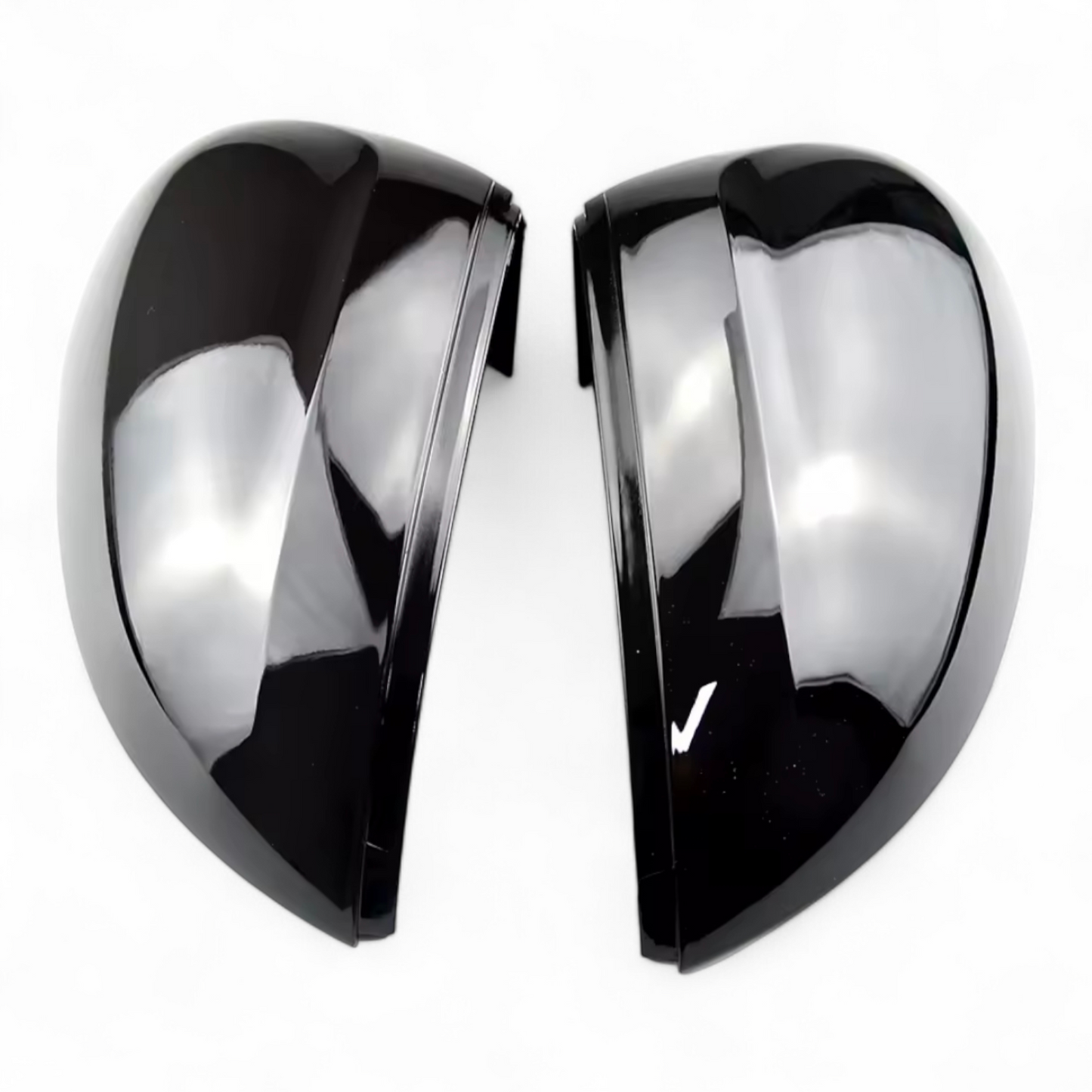 Volkswagen Passat B8 glossy black mirror caps (MY 2015-2020)